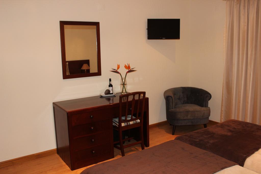 Residencial Farol Bed & Breakfast ปอนตา ดู ปาร์โก ห้อง รูปภาพ